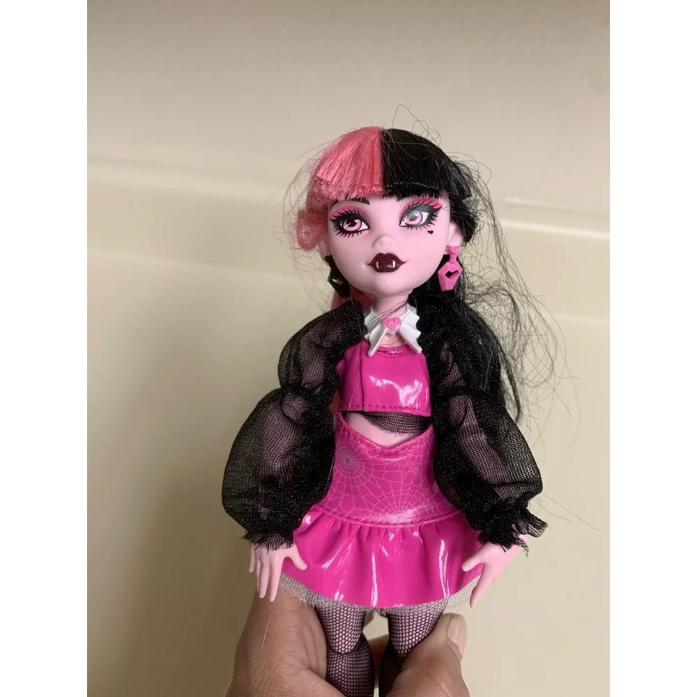 2022 Monster High G3 Draculaura Core Refresh 11